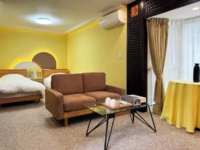 Rong Hua Grand Hotel - Image 2