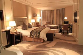 GreenTown Landison Hotel - Image 2