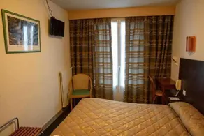 Hotel Sainte Suzanne - Image 4