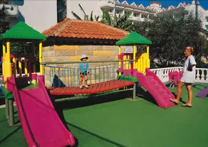 Pineta Club Hotel - Image 4