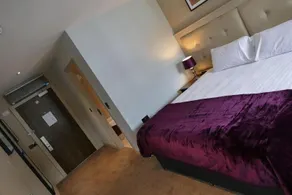 Rooms At Rue - Image 4