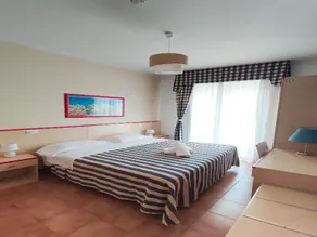 Hotel Riviera - Image 5