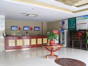 GreenTree Inn Express Hotel (Suzhou Zhangjiagang Jinfeng Town Xintiandi Branch) - Image 2