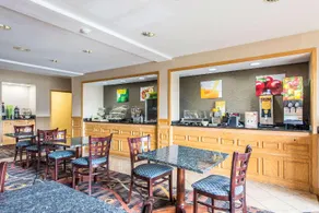 Quality Inn & Suites Muncie I-69 - Image 5