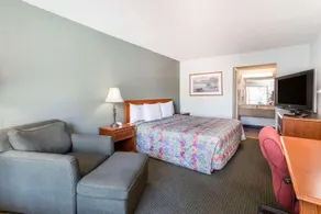 Knights Inn - Plant City - Image 2