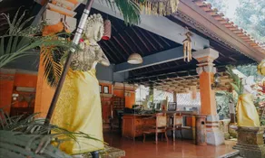 Ubud Hotel & Villas - Image 5