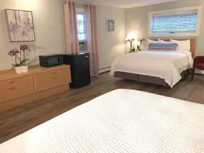 Hyannis Inn Motel - Image 2
