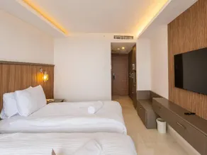 Festival Hotel - Image 4