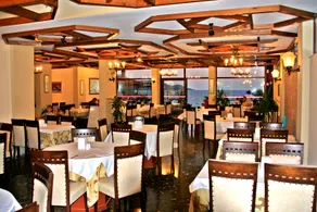 Miramar Hotel - Image 3