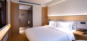 Ji Hotel Shanghai Hongqiao Center - Image 2