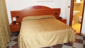 Ariel Silva Hotel - Venice Apartments & Cannaregio II - Image 4