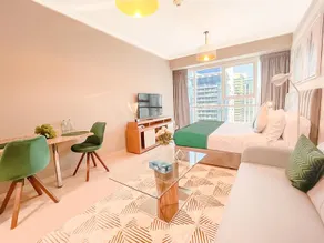 Goldcrest Executive - Image 5