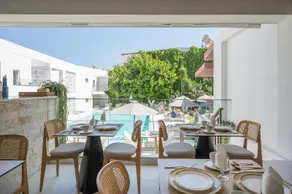 Tarra Seaside Hotel - Image 3