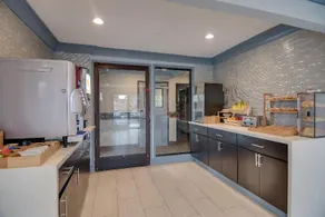 Vagabond Inn Executive Hayward - Image 3