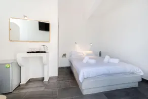 Katris Apartments - Image 4