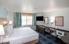 Candlewood Suites Ontario - Convention Center - Image 2