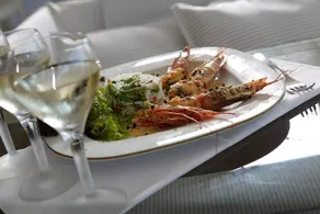 Orizontes Hotel & Villas - Image 4