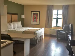 Extended Stay America Chicago Gurnee - Image 4