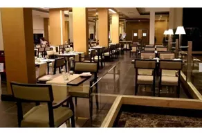 Abu Sarovar Portico - Image 5