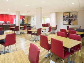Travelodge Glasgow Central - Image 3