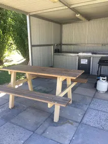 Belvedere Caravan Park - Image 2