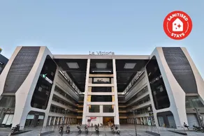 La Victoria by OYO Rooms - Image 5
