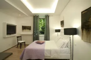 Town House Spagna - Image 5