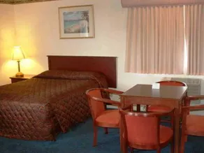 Courtesy Inn San Simeon - Image 4