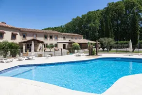 Logis Hotel le Mas de Jossyl - Image 4
