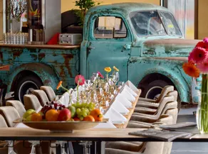 V8 Hotel Classic Motorworld Region Stuttgart - Image 4
