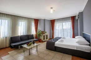 Royalisa Hotel - Image 2