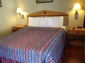 Americas Best Value Inn and Suites-Healdsburg - Image 5