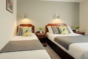 Hillgrove Accommodation - Image 5