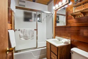 Moose Cabin at Carnelian Bay - Image 5