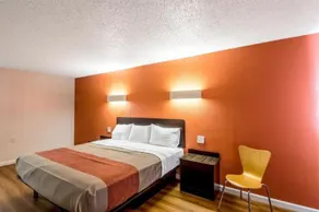 Motel 6 Clinton OK - Image 4