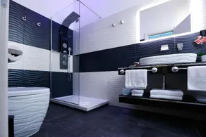 Escape Luxury Suite - Image 5