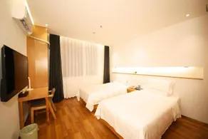 Zimei Hotel - Image 5