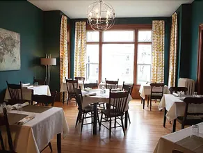 The Hillhurst Inn - Image 3