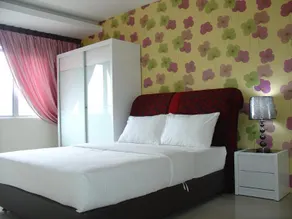 Duta Hotel and Residence - Image 4