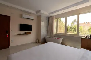 Lotus Inn - Image 5