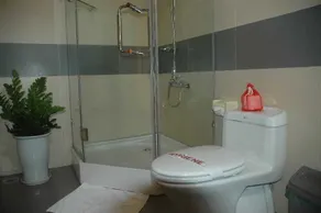 Vinh Hung Library Hotel - Image 2