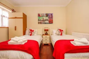 Harris Guesthouse - Image 5