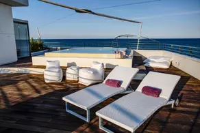 Hotel Waldorf- Premier Resort - Image 3