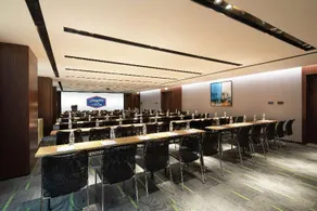 Hampton by Hilton Nanning East Station - Image 4