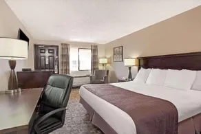 DAYS INN FIFE - Image 3