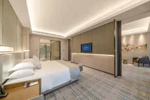 Howard Johnson Wyndham Downtown Hotel Chongqing - Image 3