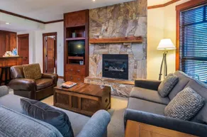 Lodging Ovations - Image 3