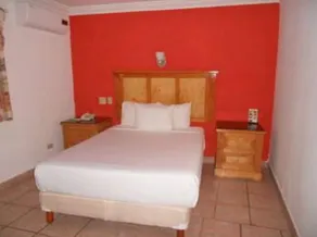HotelCo Inn - Image 3