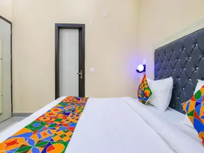 Fabhotel Ashok Vihar - Image 2