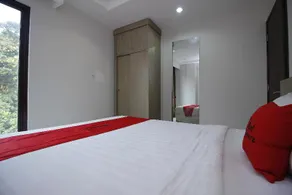 RedDoorz Plus @ TB Simatupang - Image 3